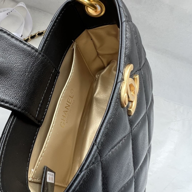 Ch**el hobo bags